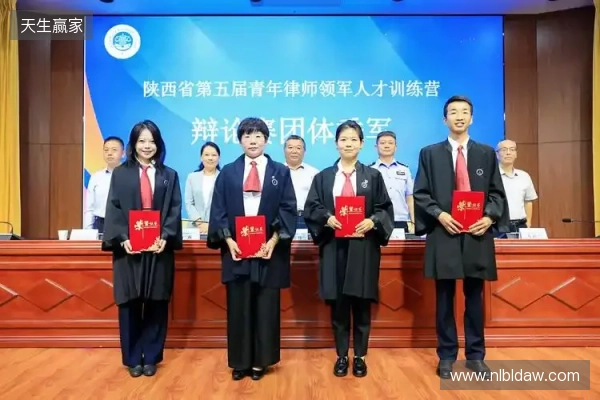 林德斯:青训营的孩子能立即带来影响,这是健康俱乐部的标志